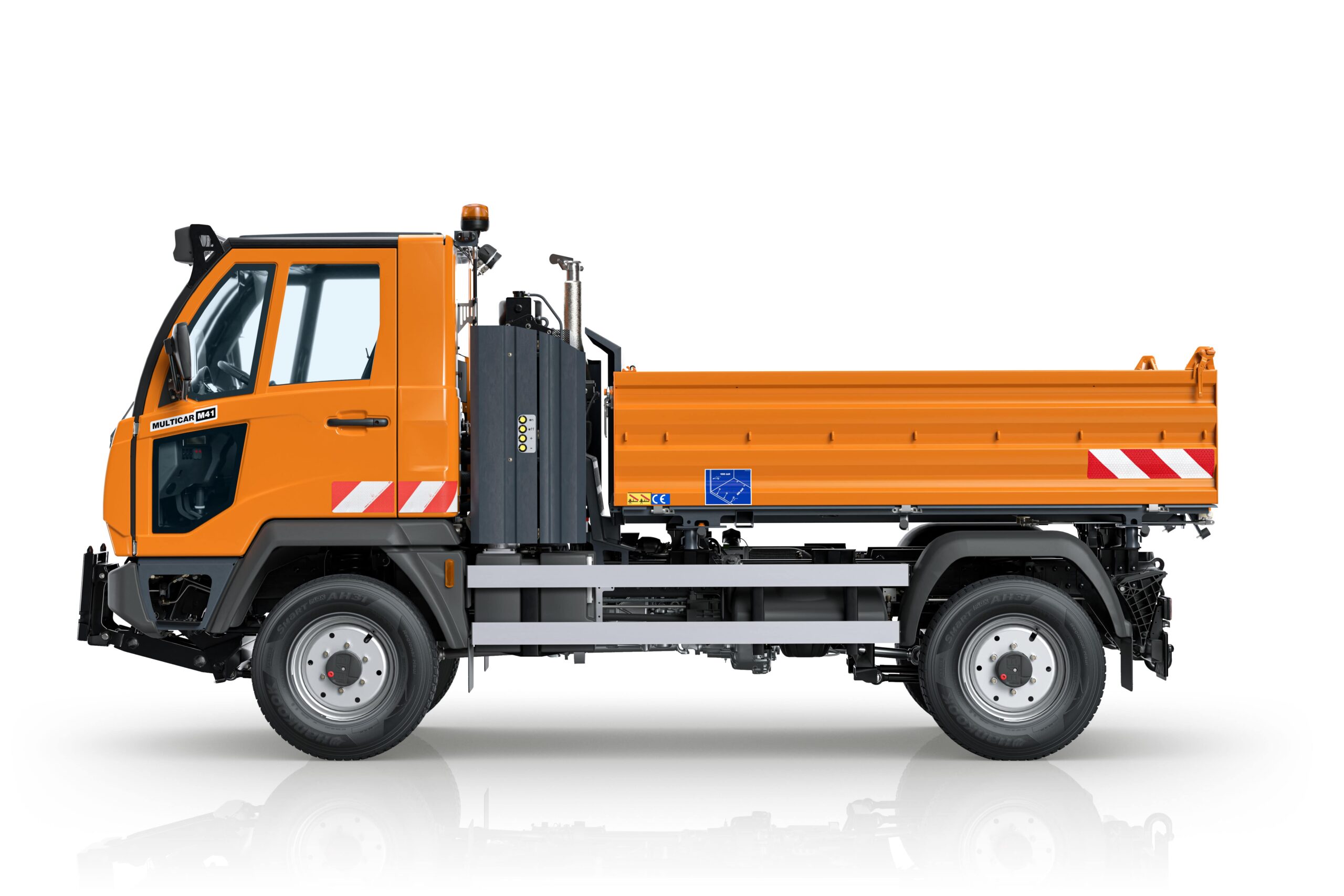 Όχημα Πολλαπλών Χρήσεων Multicar M41 δεξιά