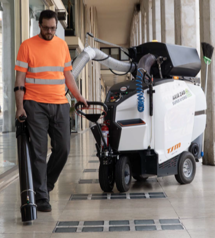 Ηλεκτρικό Σάρωθρο Πεζού Χειριστή ARIA 240